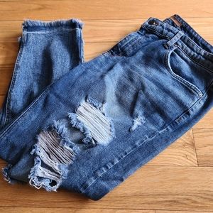 Joe's Distressed Cropped Jeans size 33